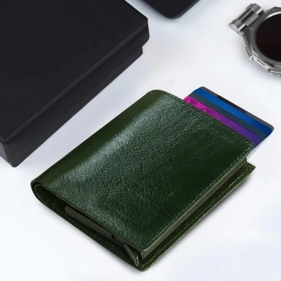 luxureign-men-wallets!